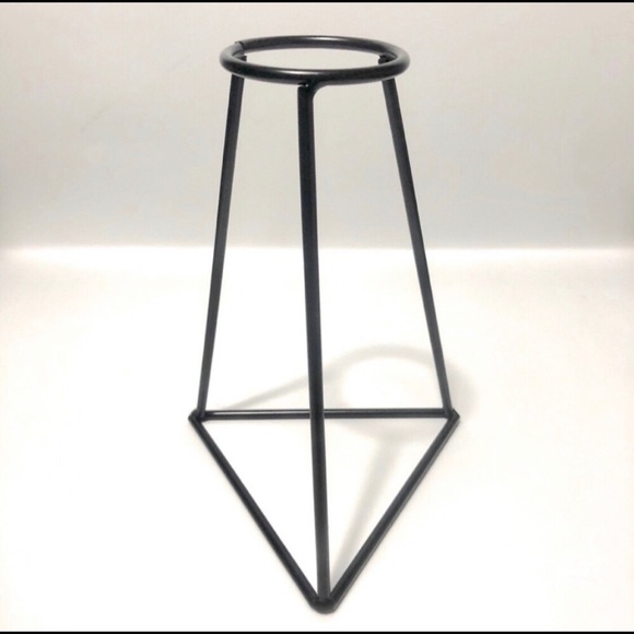 Black Modern Wire Flower Vase Home Decor - Picture 5 of 5